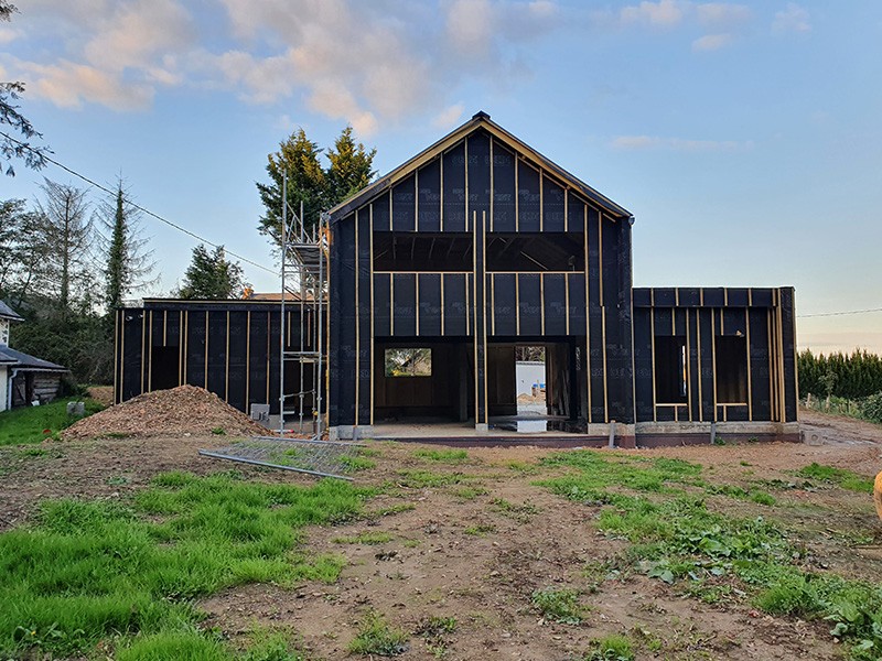 peltier-pose-de-charpente-et-couverture-en-mayenne-53 peltier-pose-de-charpente-et-couverture-en-mayenne-53 -peltier-pose-de-charpente-et-couverture-en-mayenne-53- -peltier-pose-de-charpente-et-couverture-en-mayenne-53- Peltier Charpentier Mayenne 53 R2